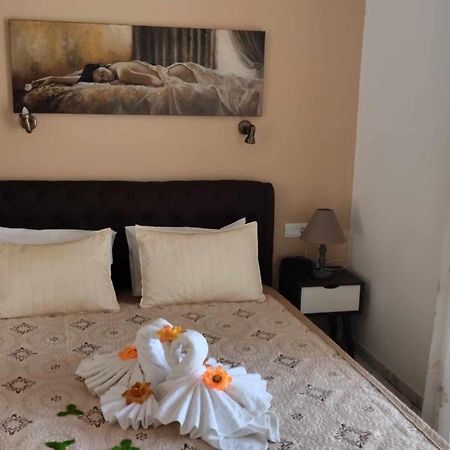 רודאקינון Golden Sun Apartments מראה חיצוני תמונה