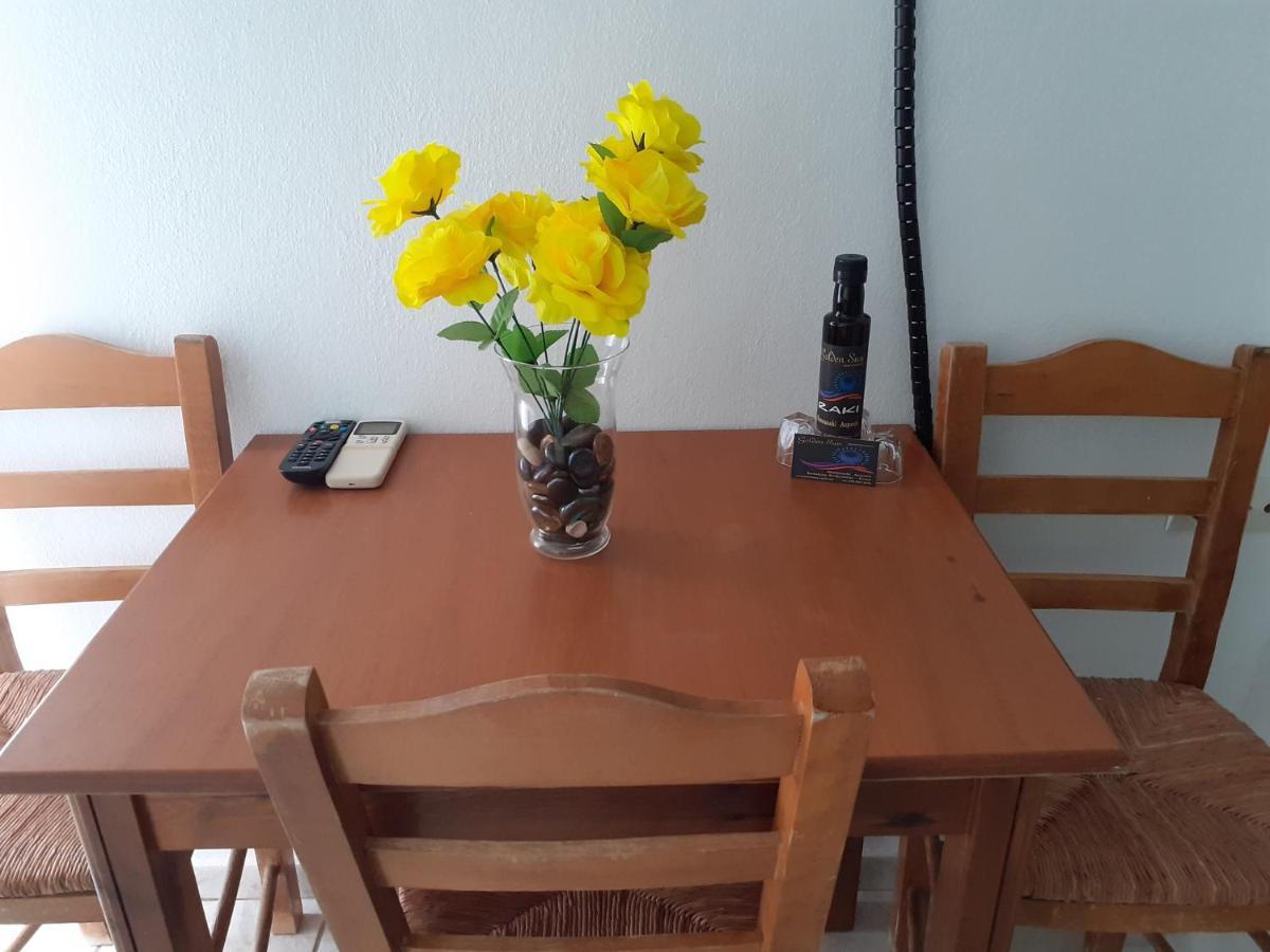 רודאקינון Golden Sun Apartments מראה חיצוני תמונה