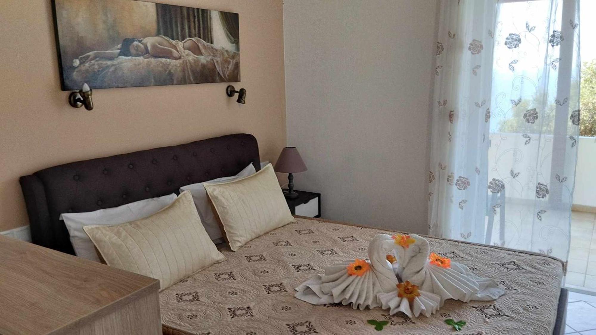 רודאקינון Golden Sun Apartments מראה חיצוני תמונה